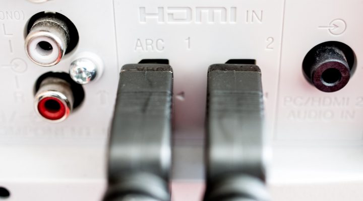 9-Les câbles HDMI avec fonction de retour audio (ARC)