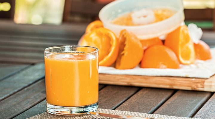 découvrez notre jus biologique, préparé à partir de fruits et légumes frais, sans additives ni conservateurs. un goût authentique et nutritif pour une expérience saine et rafraîchissante!